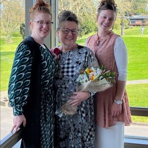 Meet your Posher, Saundra